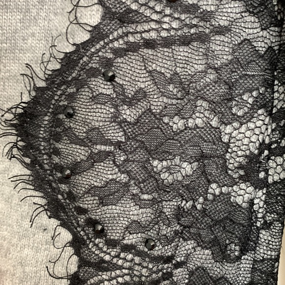 Gray Buffalo sweater with lace and beaded details - Picture 4 of 4